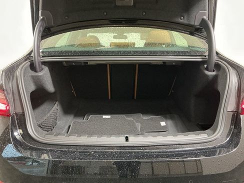 Certified 2025 BMW 330i Sedan w/ M Sport Package RWD image 29