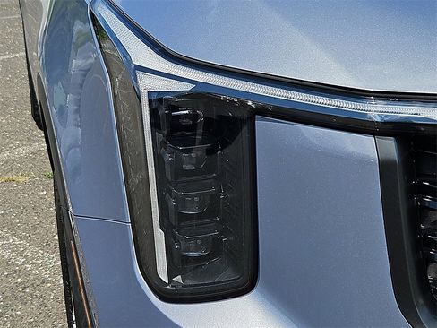 Used 2024 Kia Sorento SX Prestige image 10