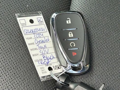 Used 2024 Chevrolet Trax ACTIV w/ Sunroof Package FWD image 48