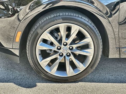 Certified 2023 Buick Envision Avenir image 33