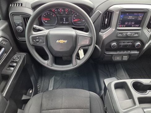 Used 2020 Chevrolet Silverado 1500 Custom w/ Custom Value Package RWD image 14