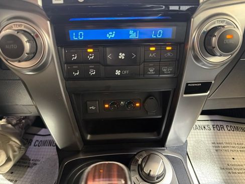 Used 2023 Toyota 4Runner Limited AWD/4WD image 28