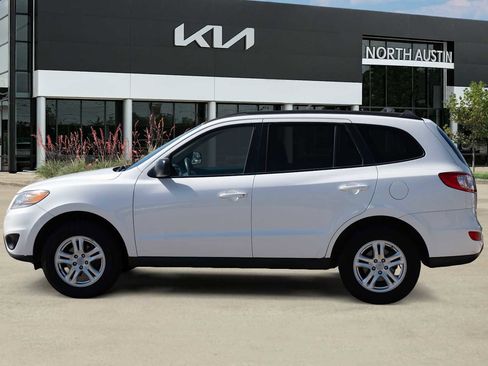 Used 2012 Hyundai Santa Fe GLS image 4