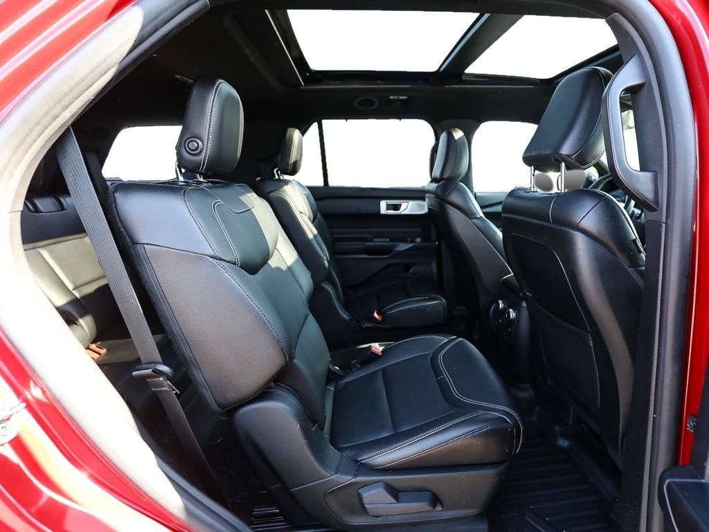 Used 2020 Ford Explorer ST w/ ST Street Pack AWD/4WD image 24