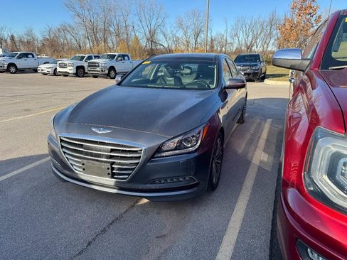 Used 2016 Hyundai Genesis 3.8 w/ Option Group 04 image 9