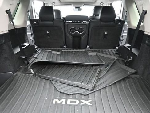Used 2023 Acura MDX FWD image 19
