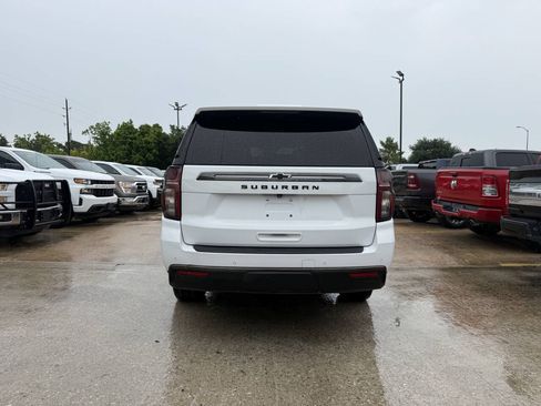 Used 2021 Chevrolet Suburban Z71 w/ Z71 Off-Road Package AWD/4WD image 42