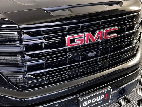 Certified 2024 GMC Sierra 1500 Elevation w/ Elevation Premium Package image 29