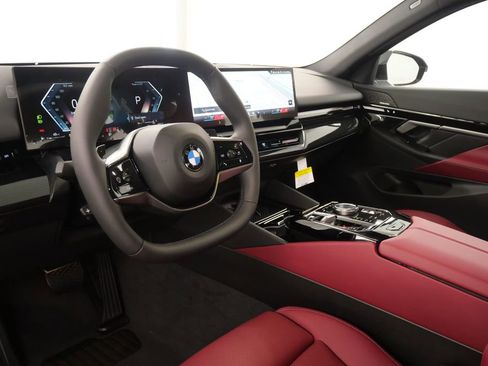Used 2025 BMW 530i 530i image 14