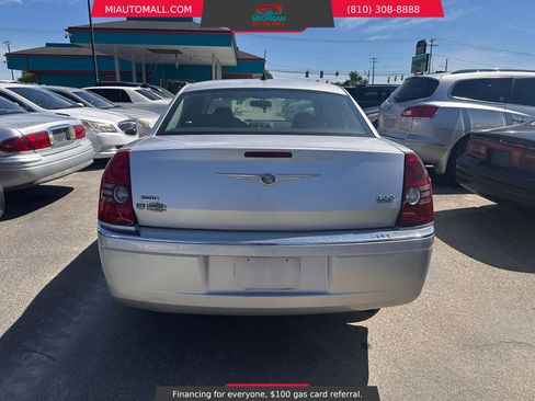 Used 2008 Chrysler 300 Limited w/ Protection Group AWD/4WD image 6