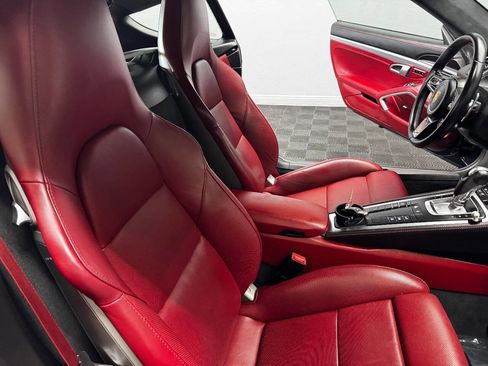 Used 2018 Porsche 718 Cayman GTS image 40