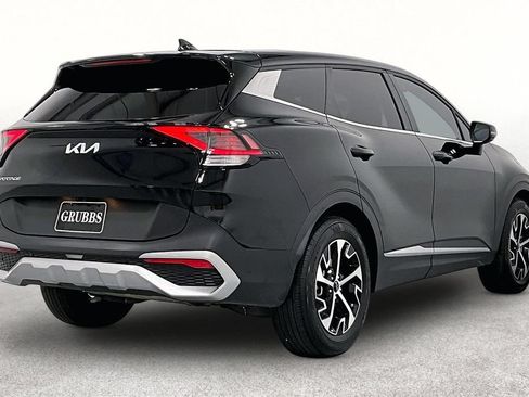 Used 2024 Kia Sportage EX FWD image 2