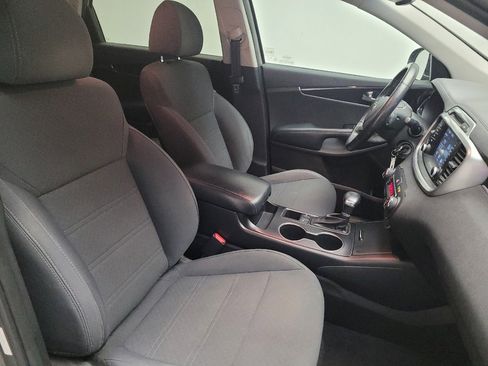 Used 2019 Kia Sorento FWD w/ Option Group 020 image 21