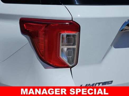 Used 2023 Ford Explorer Limited AWD/4WD image 42