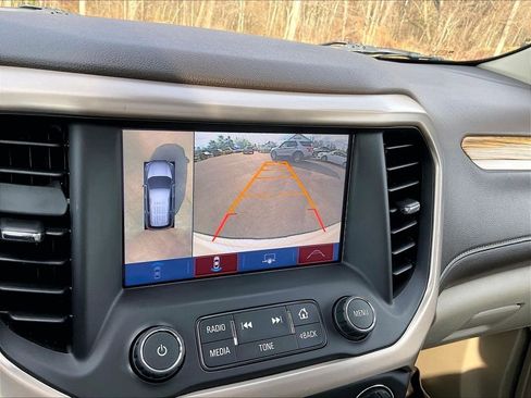 Used 2017 GMC Acadia Denali w/ Technology Package image 16