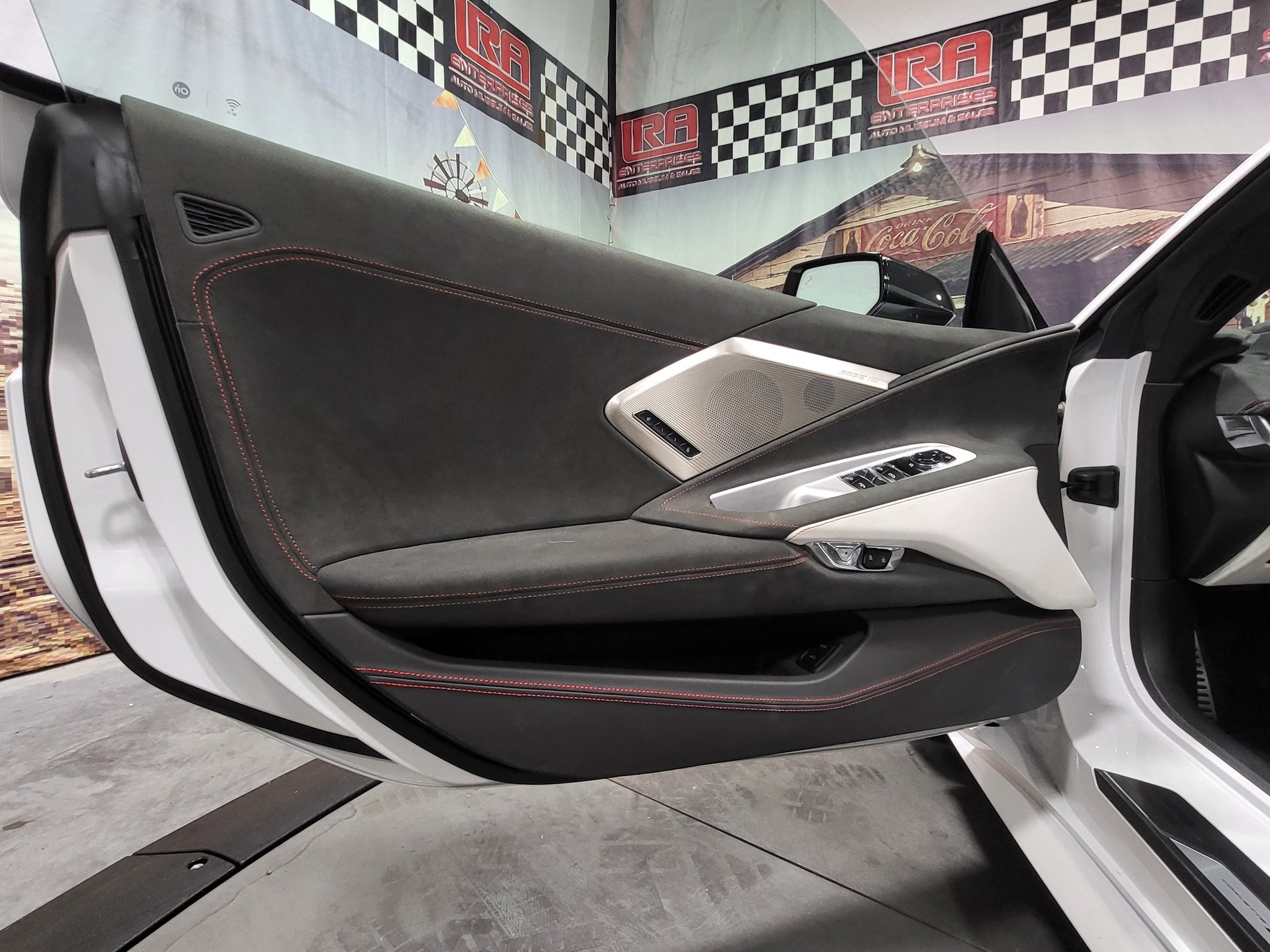Used 2023 Chevrolet Corvette Stingray Premium Conv RWD image 26