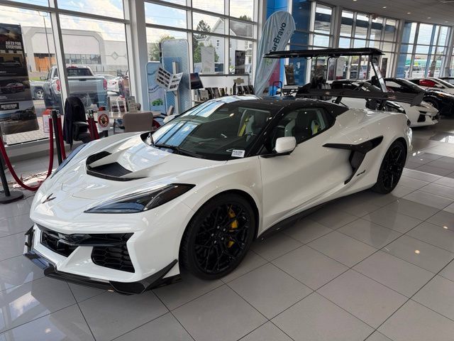 Used 2025 Chevrolet Corvette ZR1 w/ ZR1 Carbon Fiber Aero Package RWD image 6