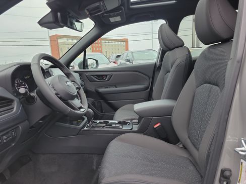 Used 2026 Subaru Forester Premium AWD/4WD image 13
