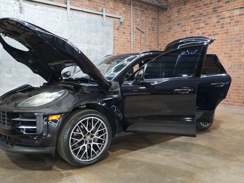 Used 2019 Porsche Macan S image 30