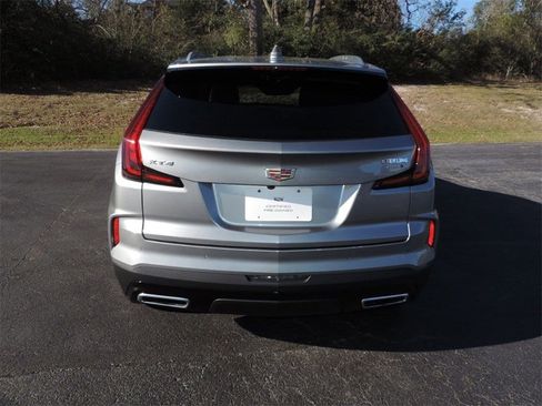 Certified 2025 Cadillac XT4 Premium Luxury image 6