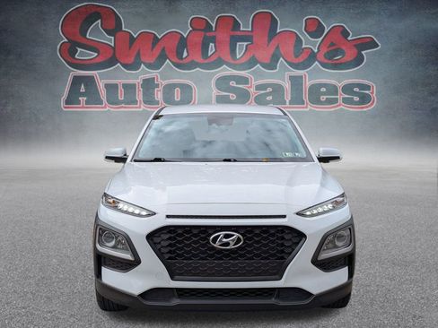 Used 2021 Hyundai Kona SE w/ Cargo Package image 2