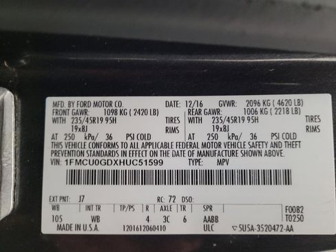 Used 2017 Ford Escape SE w/ SE Sport Appearance Package FWD image 33