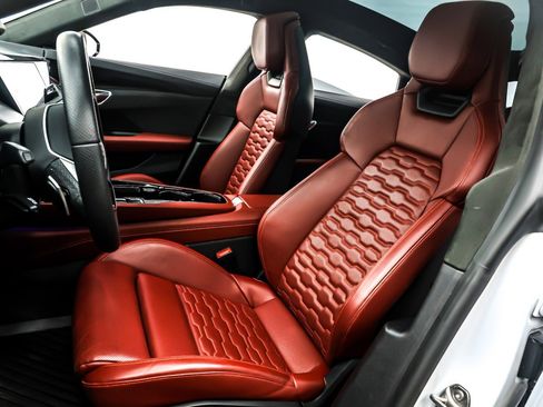 Used 2024 Audi RS e-tron GT image 18