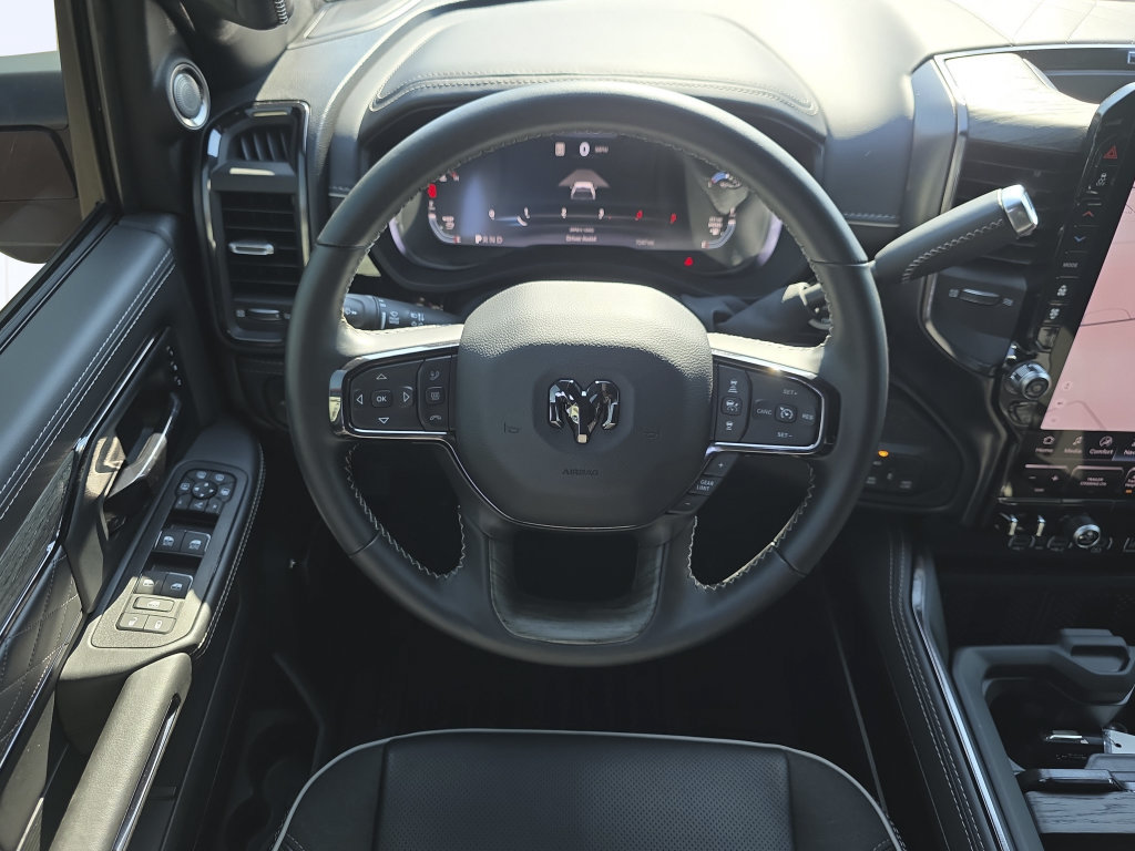 Used 2026 RAM 2500 Limited AWD/4WD image 14