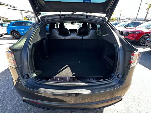 Used 2024 Tesla Model X AWD/4WD image 8