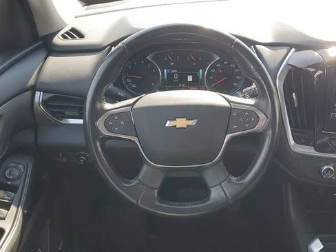 Certified 2019 Chevrolet Traverse LT w/ LT Premium Package AWD/4WD image 8