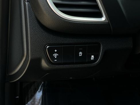 Used 2024 Kia Seltos EX FWD image 21