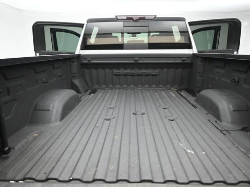 Used 2020 GMC Sierra 2500 Denali w/ Denali Ultimate Package AWD/4WD image 22