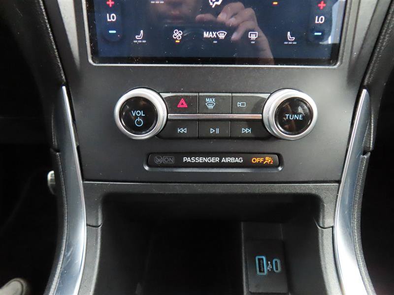 Used 2022 Ford Edge ST AWD/4WD image 21