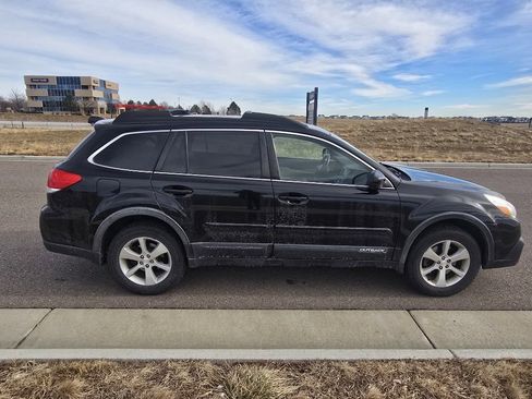 Used 2014 Subaru Outback 3.6R Limited image 6
