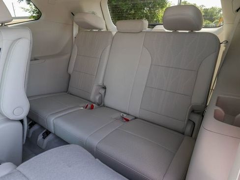 New 2026 Buick Enclave Avenir w/ Super Cruise Package FWD image 29