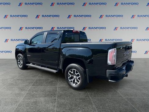 Used 2022 GMC Canyon AT4 AWD/4WD image 3