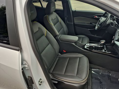 Certified 2025 Chevrolet Trax ACTIV w/ Driver Confidence Package FWD image 27