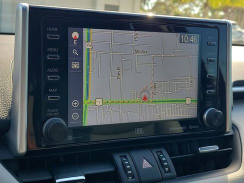 Used 2021 Toyota RAV4 Limited image 31