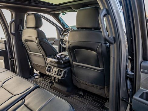 Used 2022 Ford F150 Platinum w/ Equipment Group 701A High image 32