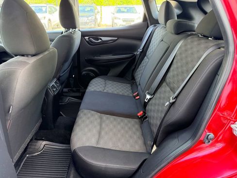 Used 2018 Nissan Rogue Sport SV w/ SV All-Weather Package image 13