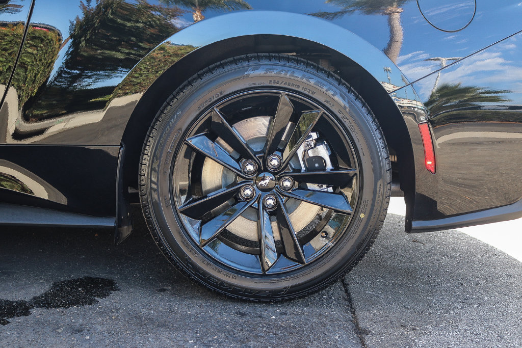 Used 2025 Ford Mustang GT RWD image 11
