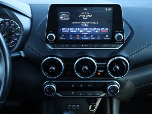 Used 2022 Nissan Sentra SV image 8