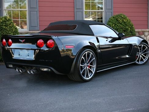 Used 2013 Chevrolet Corvette 427 w/ 1SB Preferred Equipment Group RWD image 6
