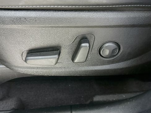 Used 2022 Kia Telluride S image 24