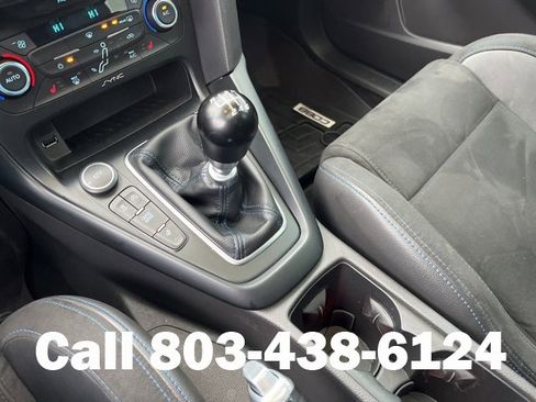 Used 2016 Ford Focus RS image 28