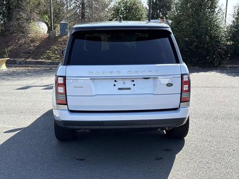 Used 2017 Land Rover Range Rover Supercharged image 3