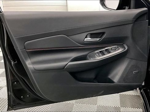 New 2026 Nissan Sentra SR w/ SR Premium Package FWD image 33