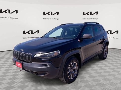Used 2020 Jeep Cherokee Trailhawk w/ Technology Group AWD/4WD image 1