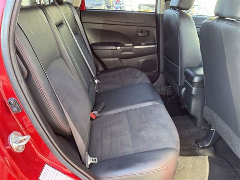 Used 2024 Mitsubishi Outlander Sport ES image 15