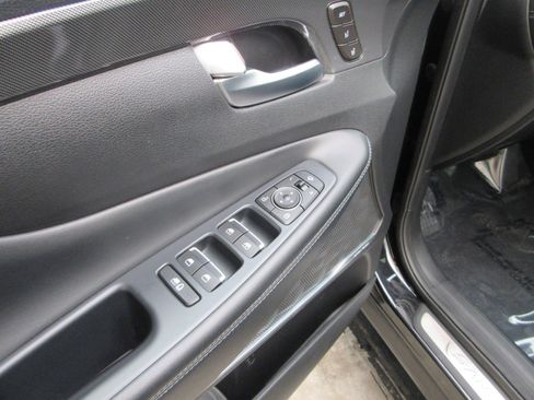 Used 2021 Hyundai Santa Fe Limited image 32